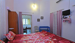 Jheelam, Bhopal- Pink Room-4