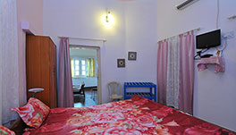 Jheelam, Bhopal-Pink Room-2